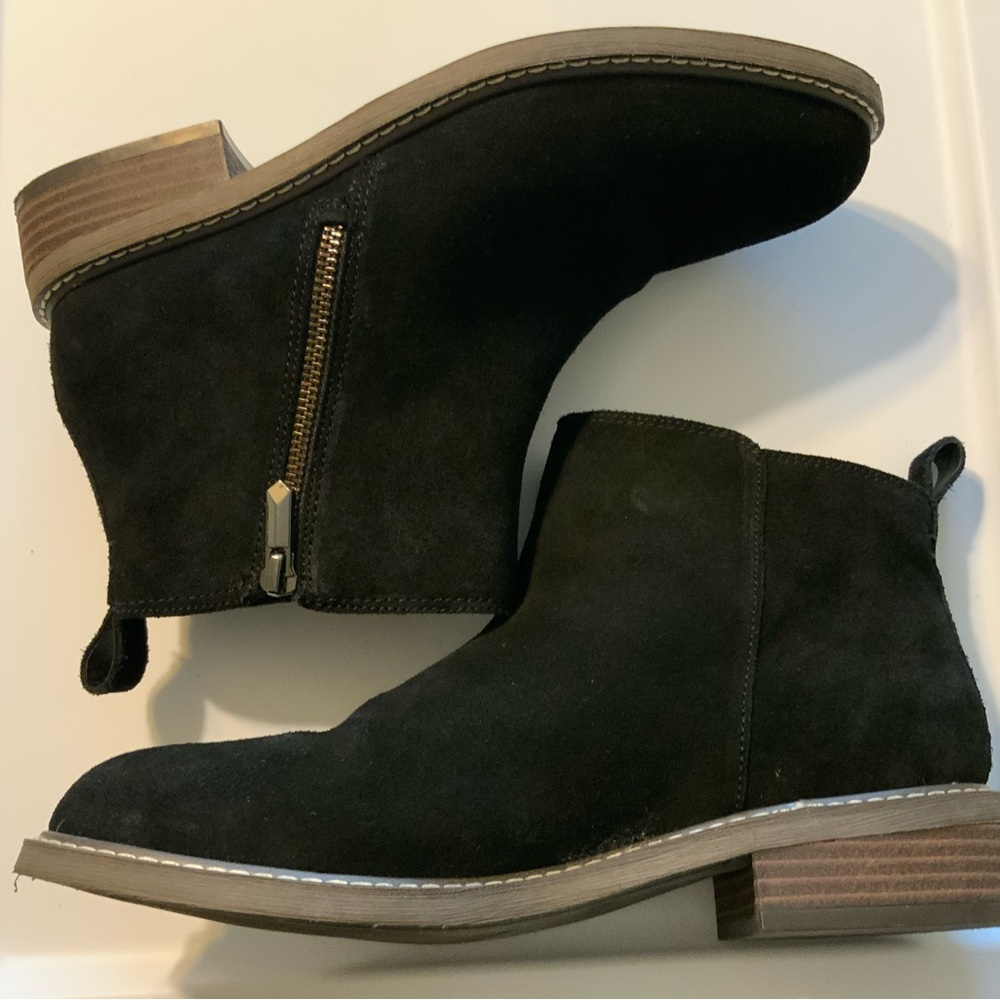 Crown Vintage Women’s Black Suede Leather Ankle Boots - Picture 2 of 8